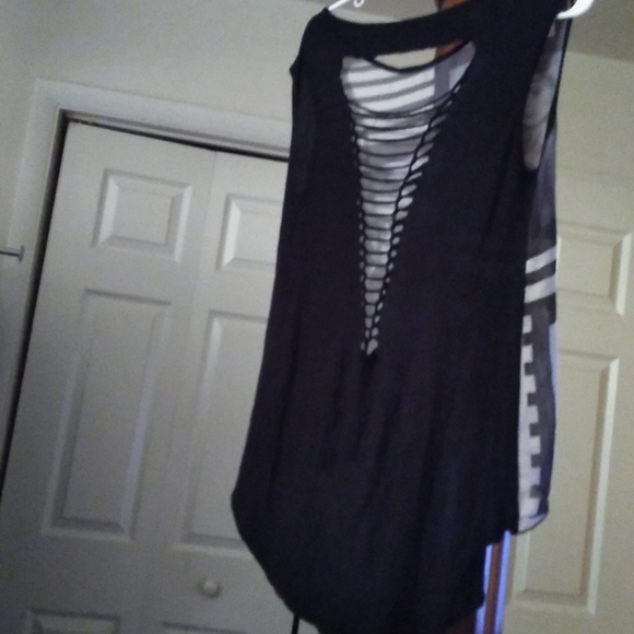 Blouse - Picture 3 of 4